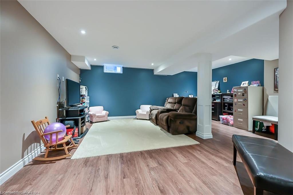 35 Willowbanks Terrace Property Photo 21