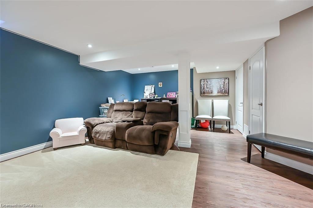 35 Willowbanks Terrace Property Photo 22