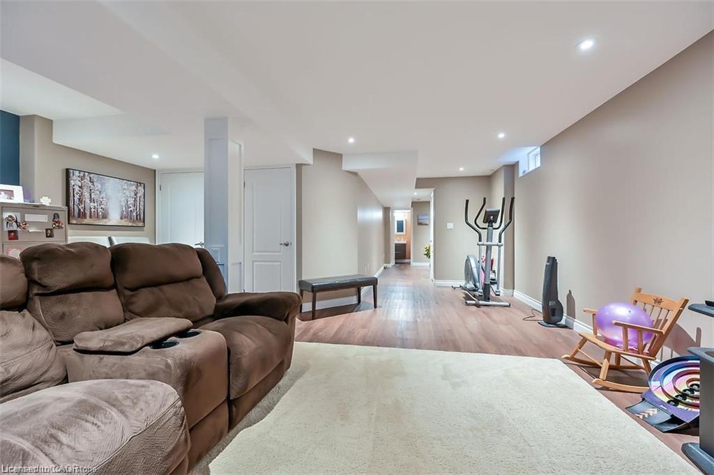 35 Willowbanks Terrace Property Photo 24