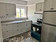 5-5473 Ontario Avenue Property Photo 1