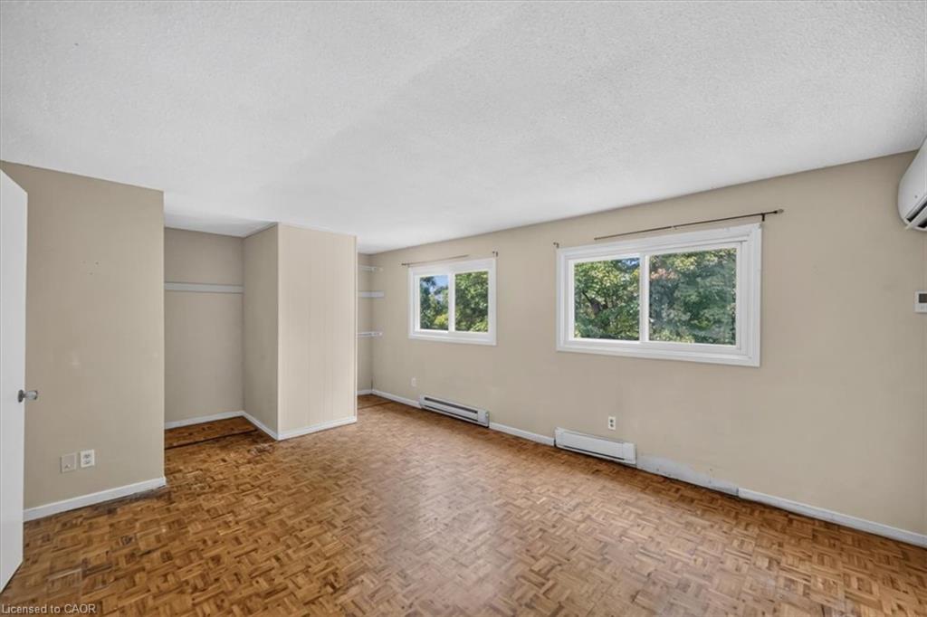 173-2050 Uppermiddle Road Property Photo 18