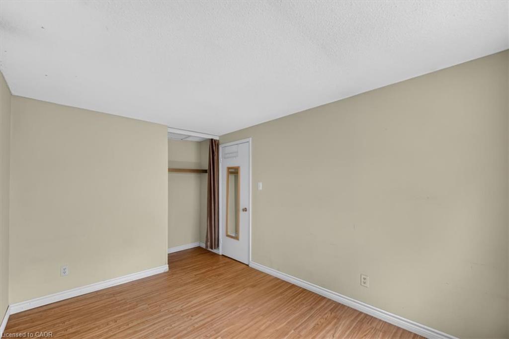 173-2050 Uppermiddle Road Property Photo 21