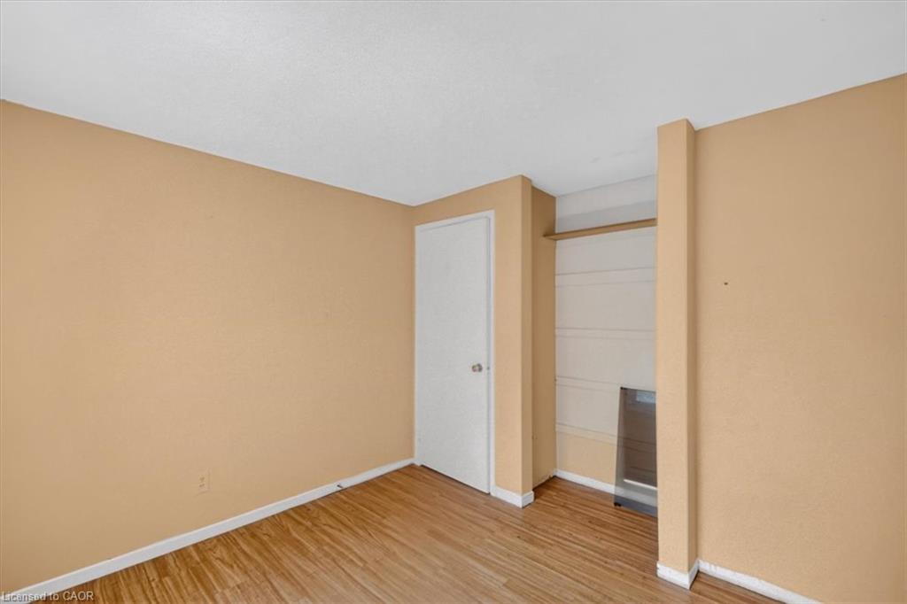 173-2050 Uppermiddle Road Property Photo 25