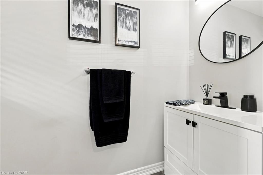 47-215 Dundas Street E Property Photo 6