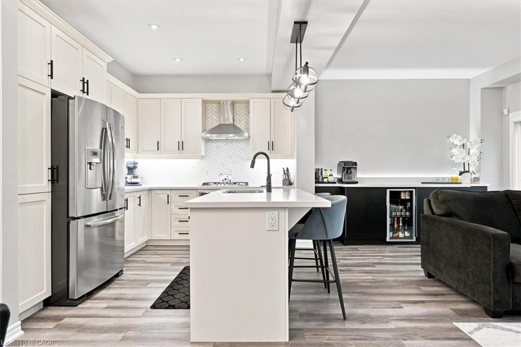 47-215 Dundas Street E Property Photo 10