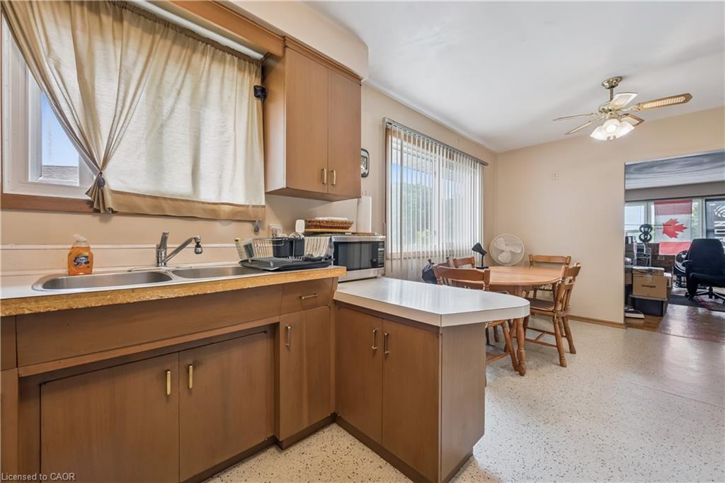 101 Secord Avenue Property Photo 26