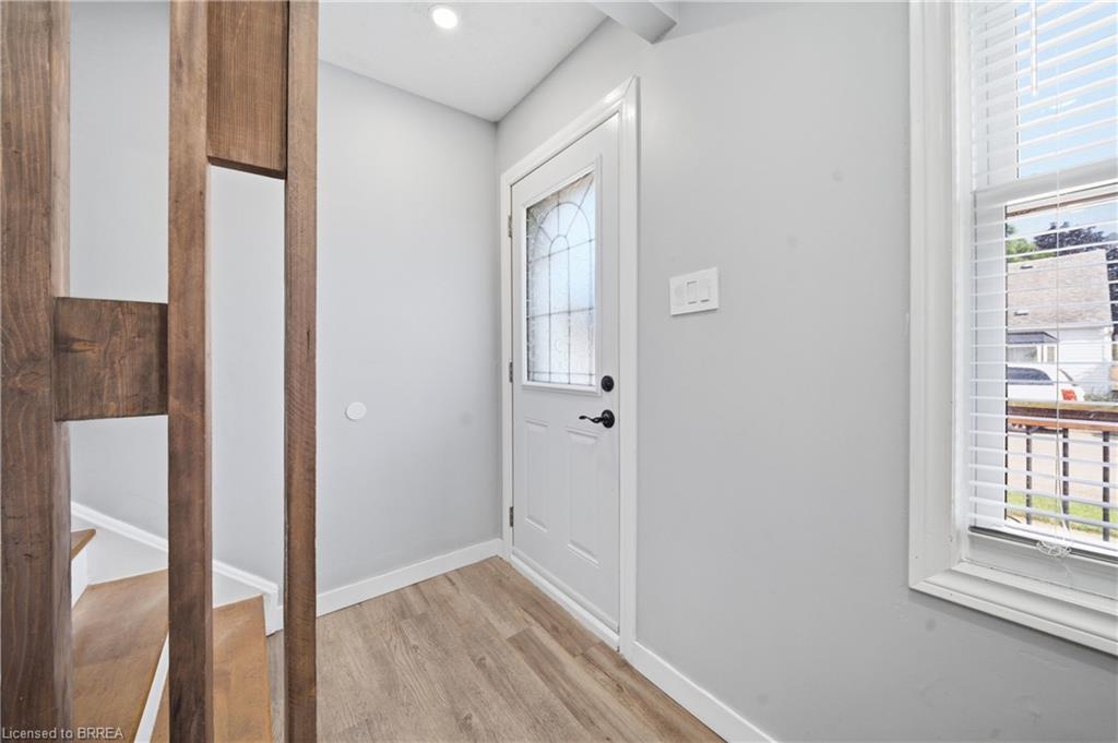49 Seventh Avenue Property Photo 3