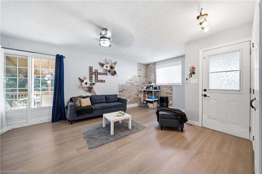 49 Seventh Avenue Property Photo 13