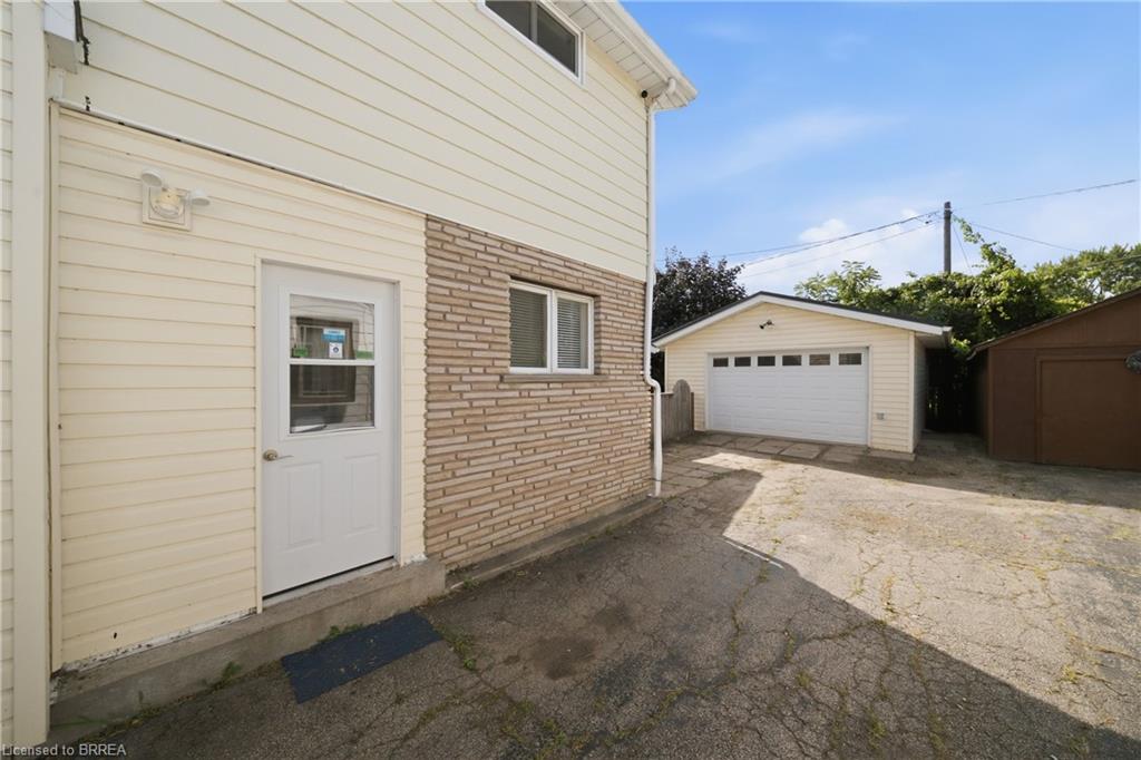 49 Seventh Avenue Property Photo 24