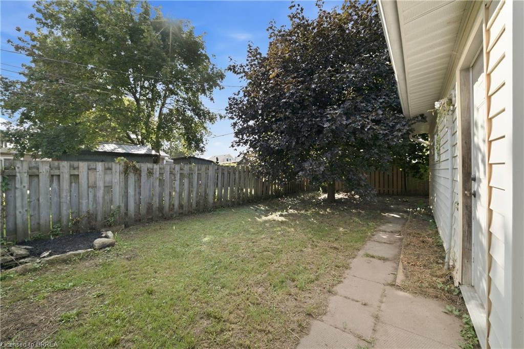 49 Seventh Avenue Property Photo 32