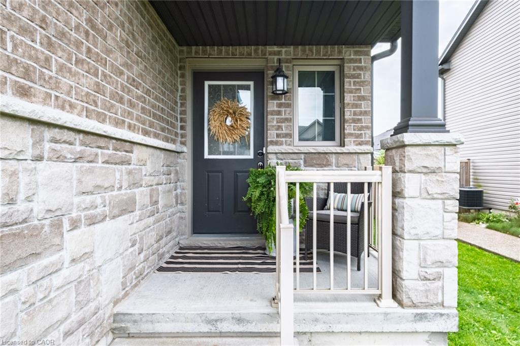 8 Basswood Road Property Photo 3