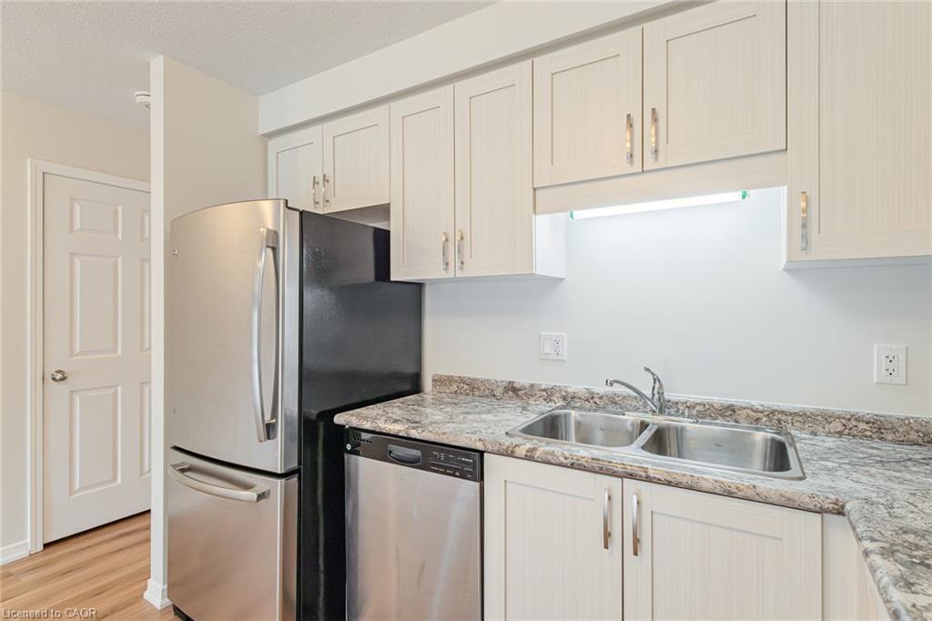 8 Basswood Road Property Photo 10