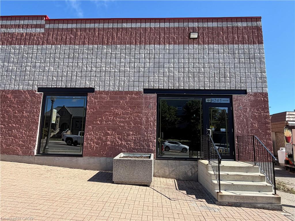 B-245 Main Street W Property Photo 3