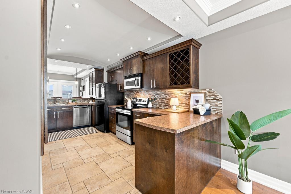 105 Munn Street Property Photo 6