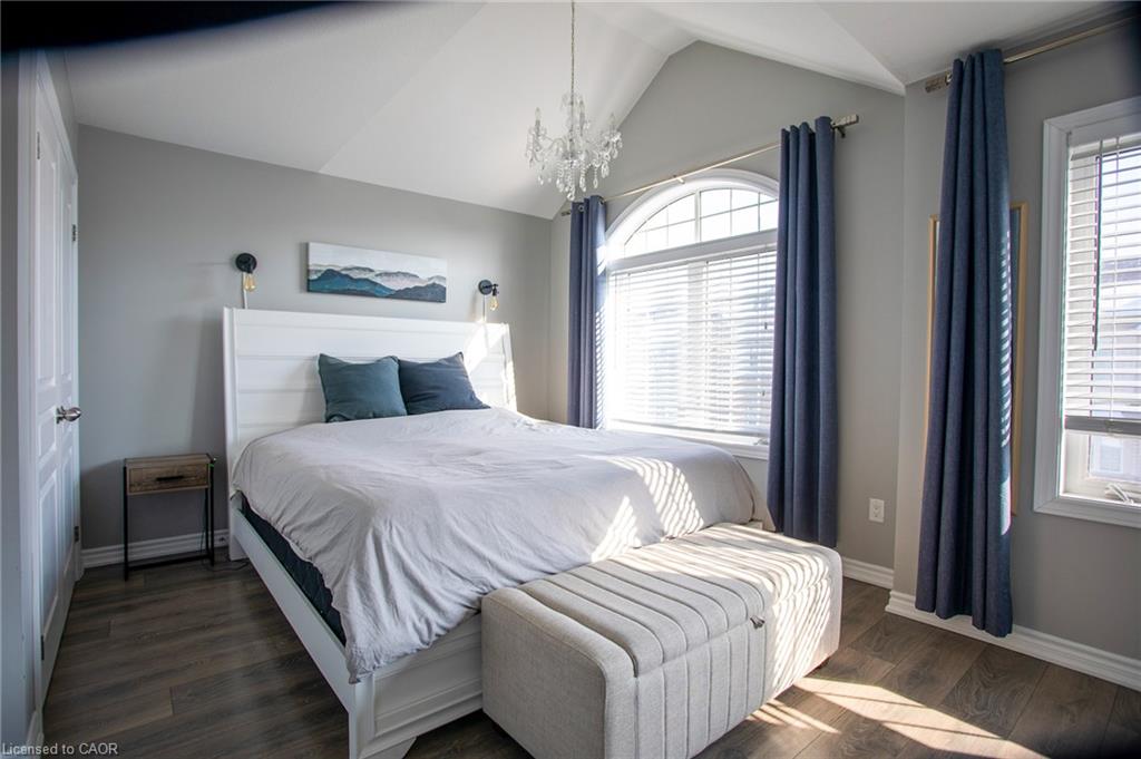 18 England Terrace Property Photo 14
