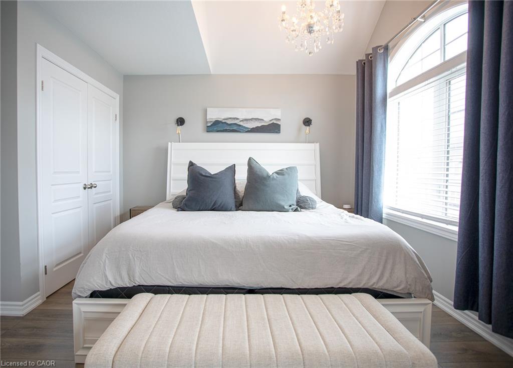18 England Terrace Property Photo 15