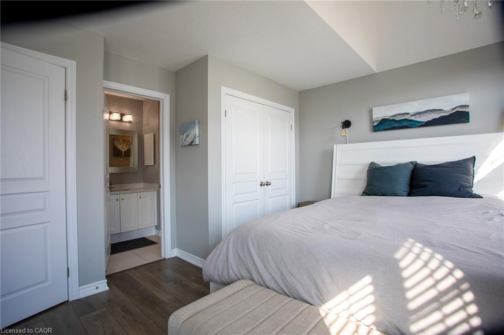 18 England Terrace Property Photo 16