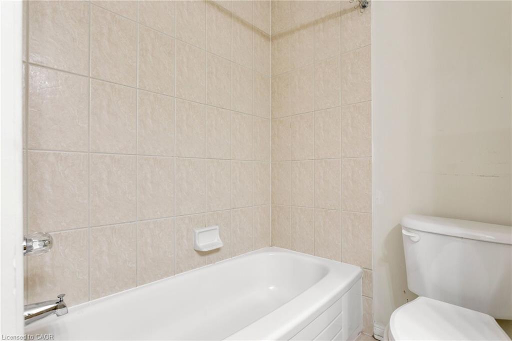 2204 Grand Oak Trail Property Photo 26