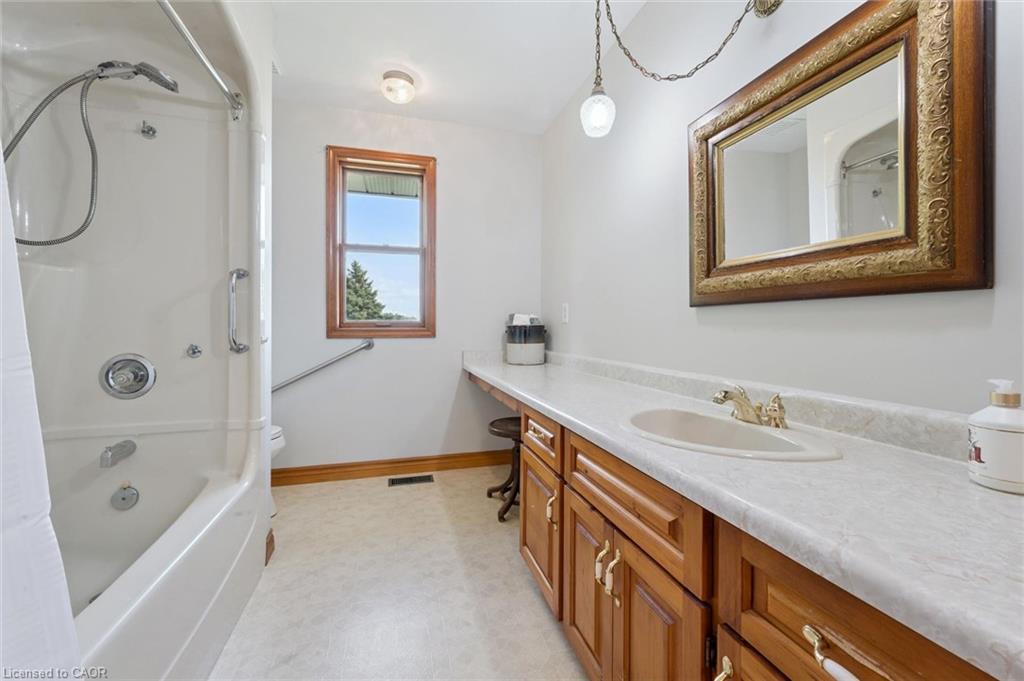 7689 Second Line Property Photo 18