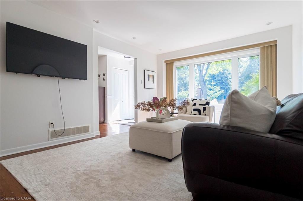 111 Larch Street Property Photo 7
