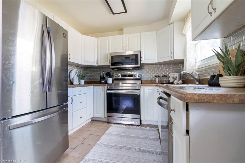 111 Larch Street Property Photo 16