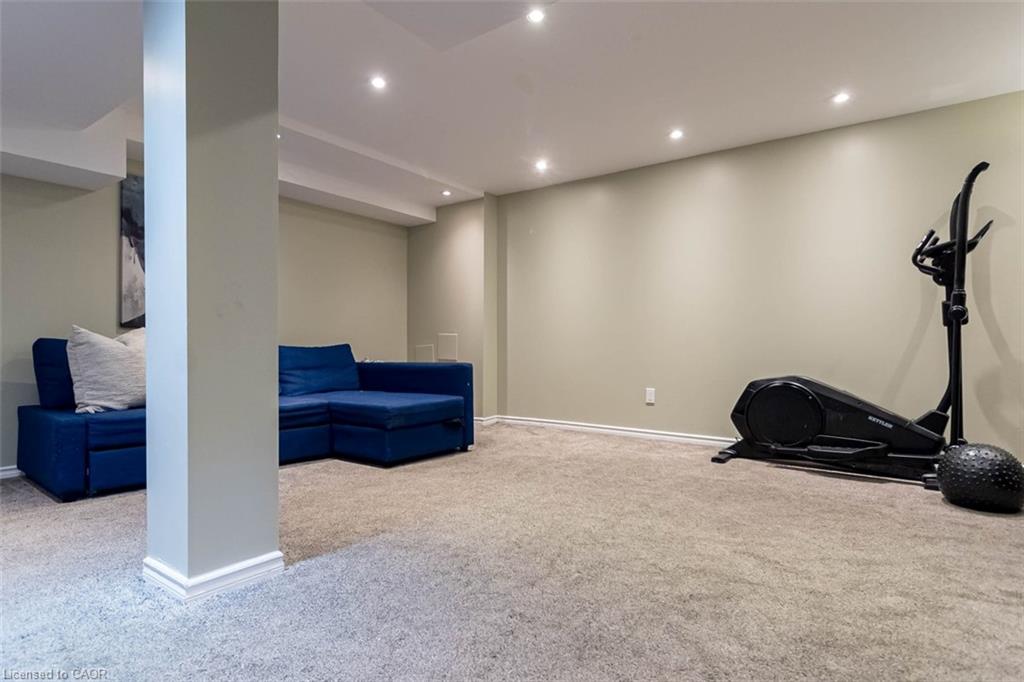 111 Larch Street Property Photo 39