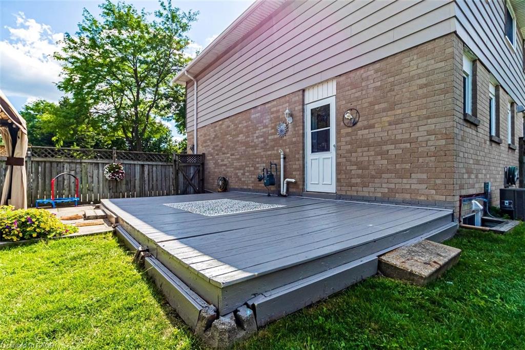 111 Larch Street Property Photo 44