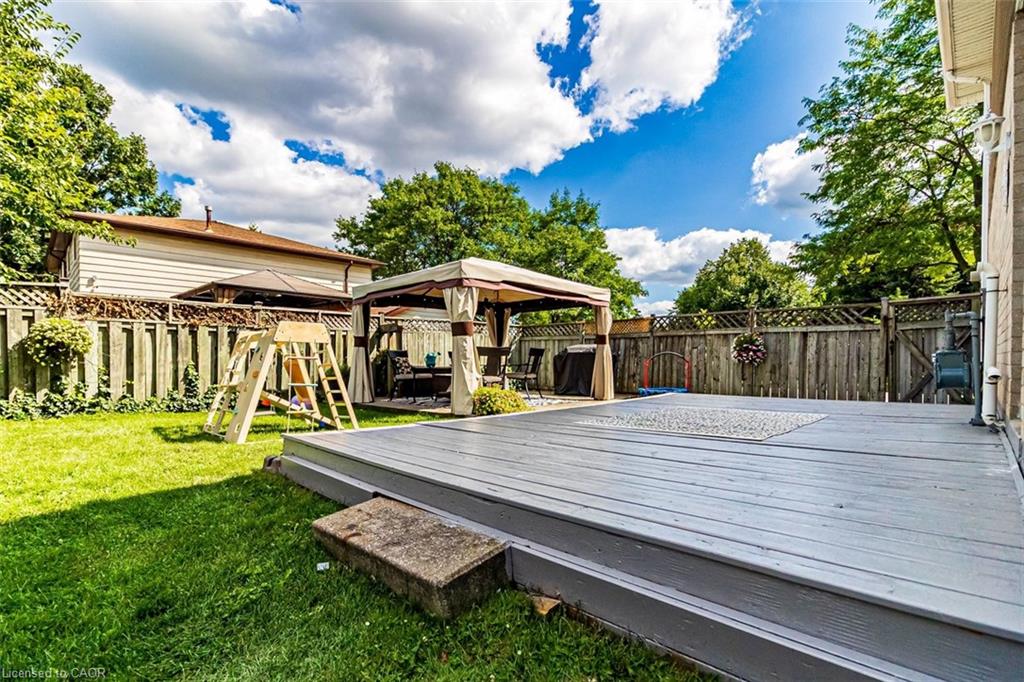111 Larch Street Property Photo 45