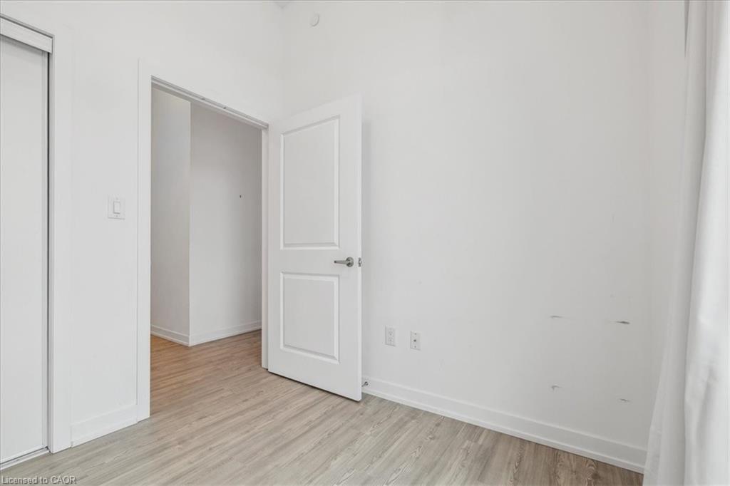 115-450 Dundas Street E Property Photo 26