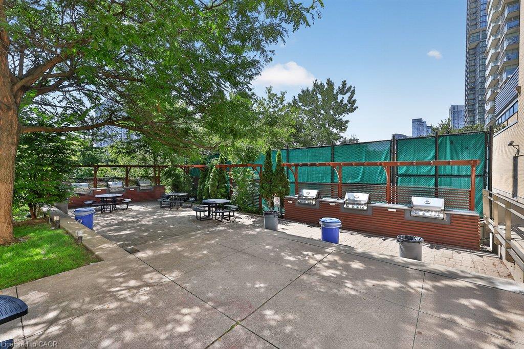 2109-10 Navy Wharf Court Property Photo 45