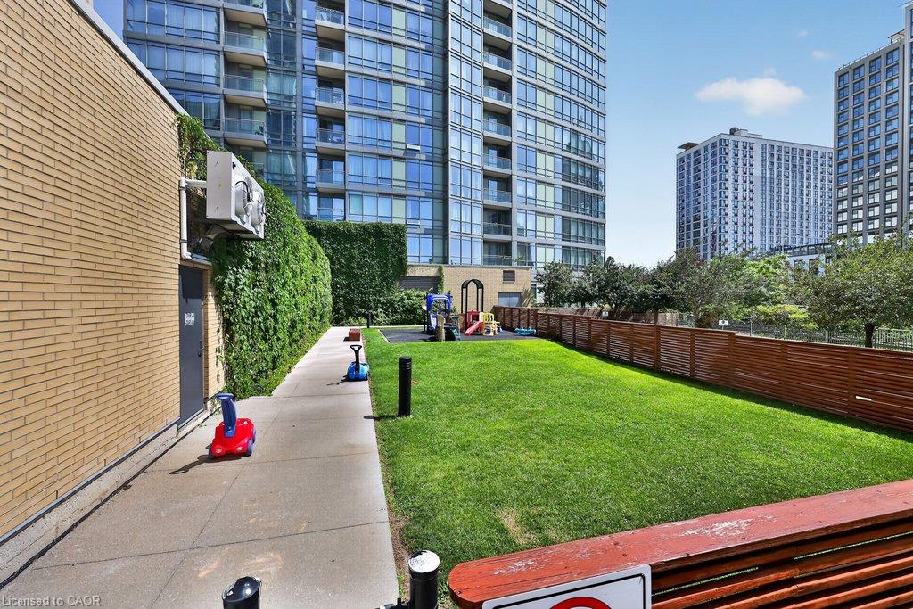 2109-10 Navy Wharf Court Property Photo 46