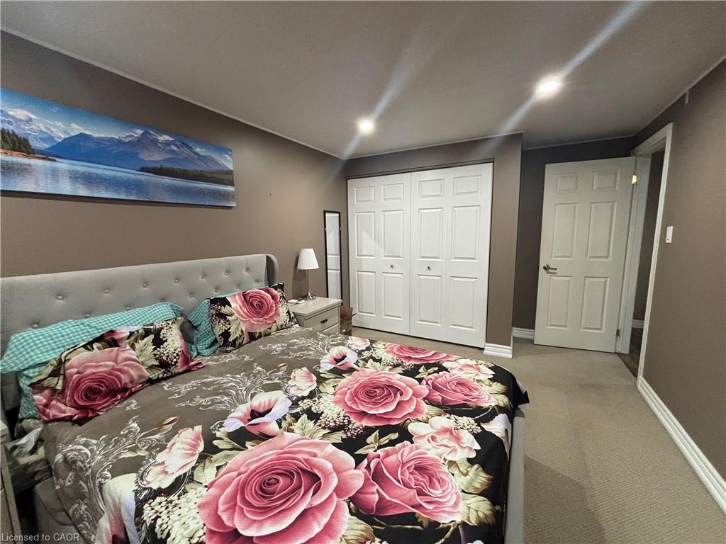 40 Caprice Court Property Photo 18