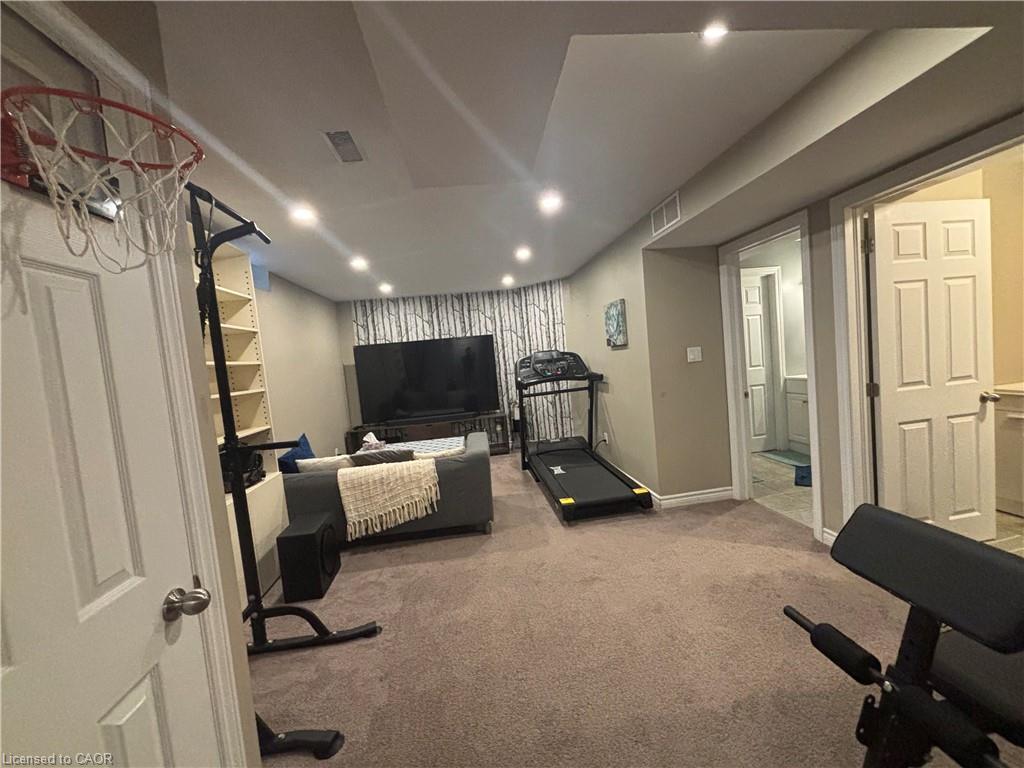 40 Caprice Court Property Photo 24