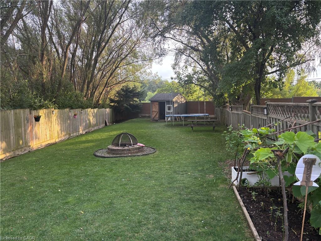 40 Caprice Court Property Photo 27