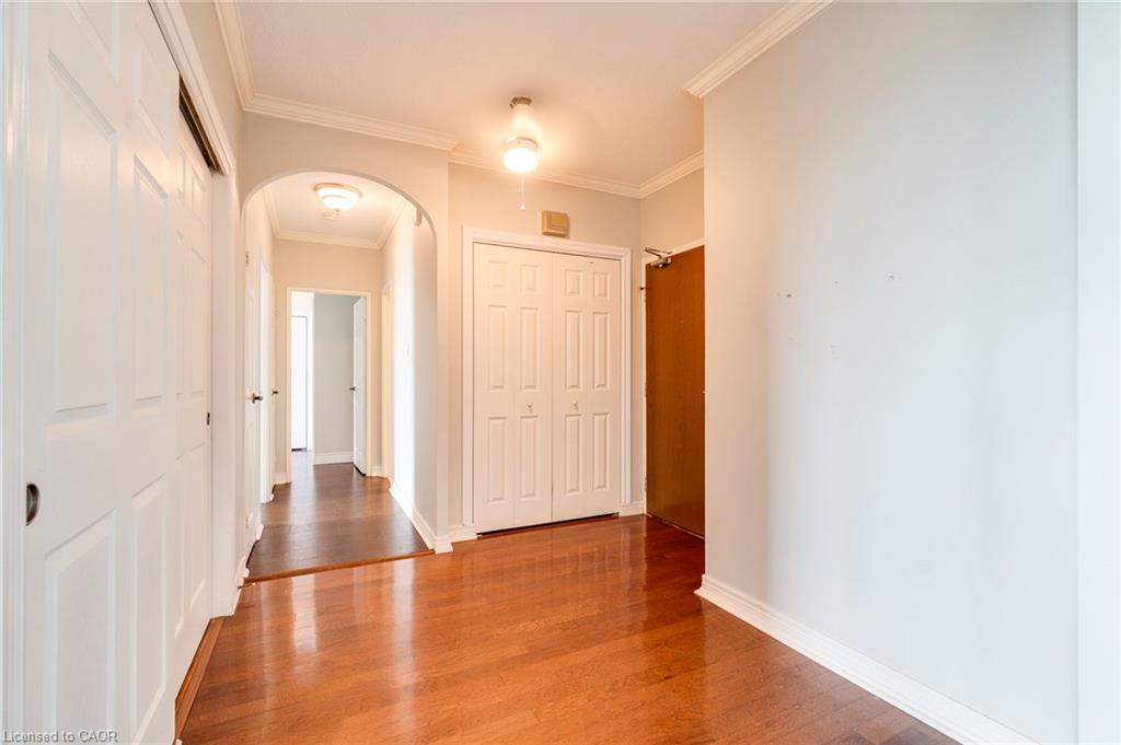 1207-5250 Lakeshore Road Property Photo 5