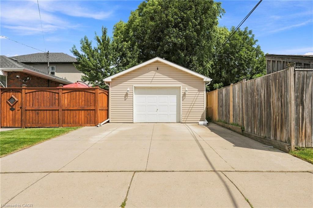3 Mitchell Avenue Property Photo 37