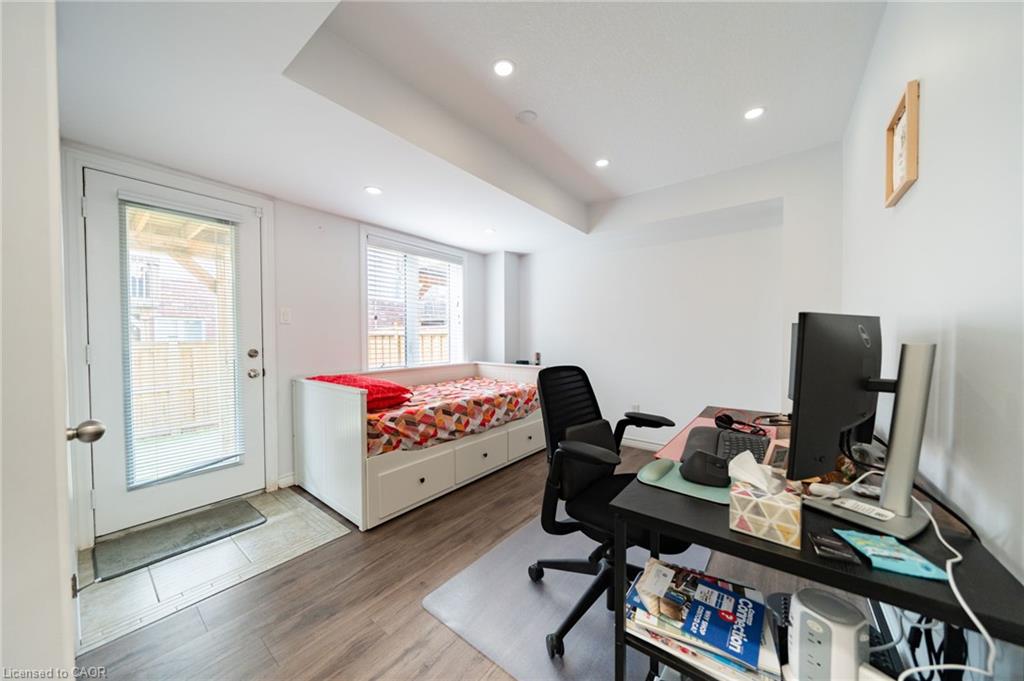 10 Kenridge Terrace Property Photo 8