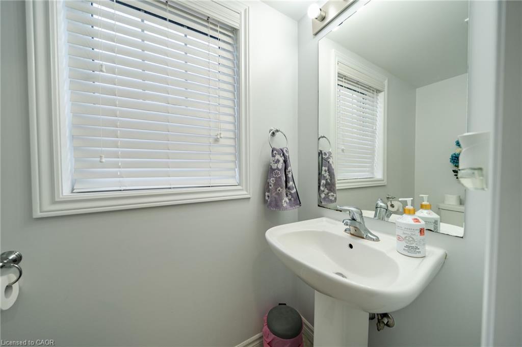 10 Kenridge Terrace Property Photo 16