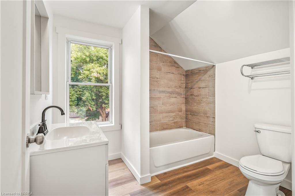 150 Stanley Street Property Photo 38