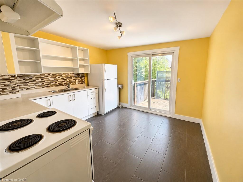2-45 Fairleigh Crescent Property Photo 6