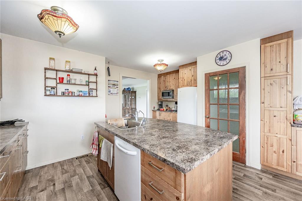 1388 Highway 6 Property Photo 5