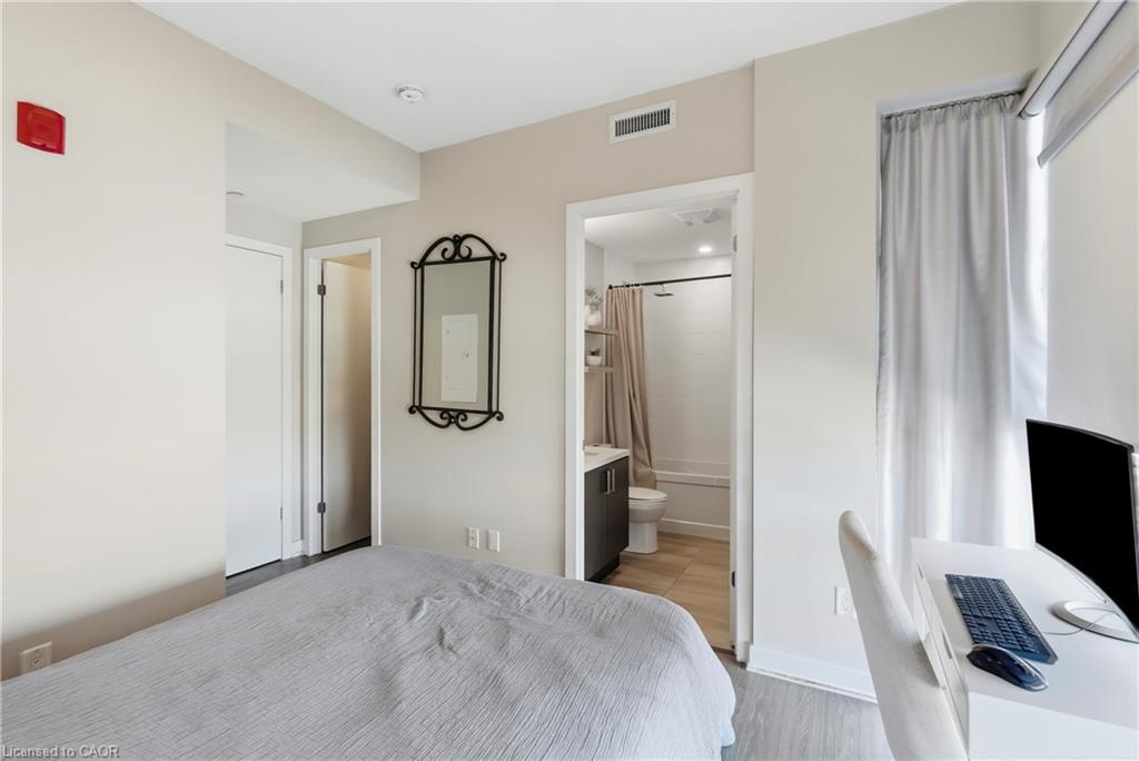 A524-5230 Dundas Street Property Photo 16