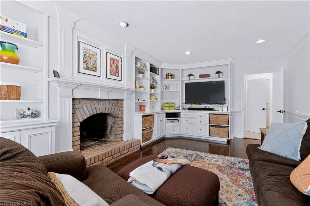 4248 Dunvegan Road Property Photo 15