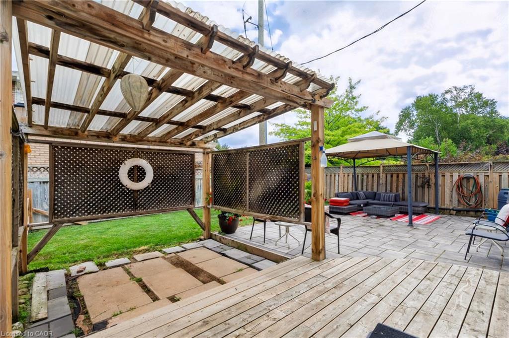 4248 Dunvegan Road Property Photo 38