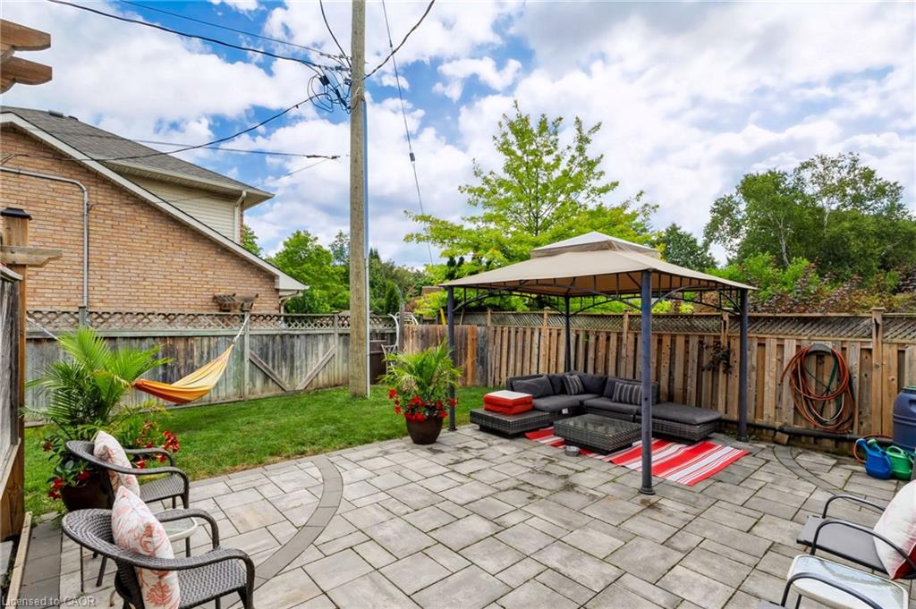 4248 Dunvegan Road Property Photo 39