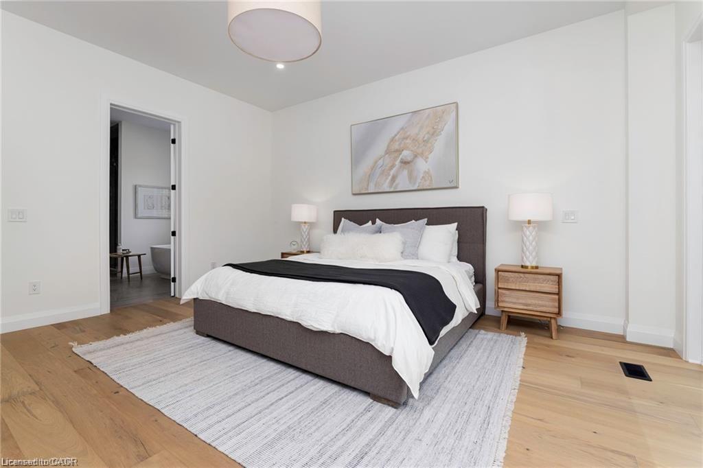 14 St Georges Court Property Photo 19