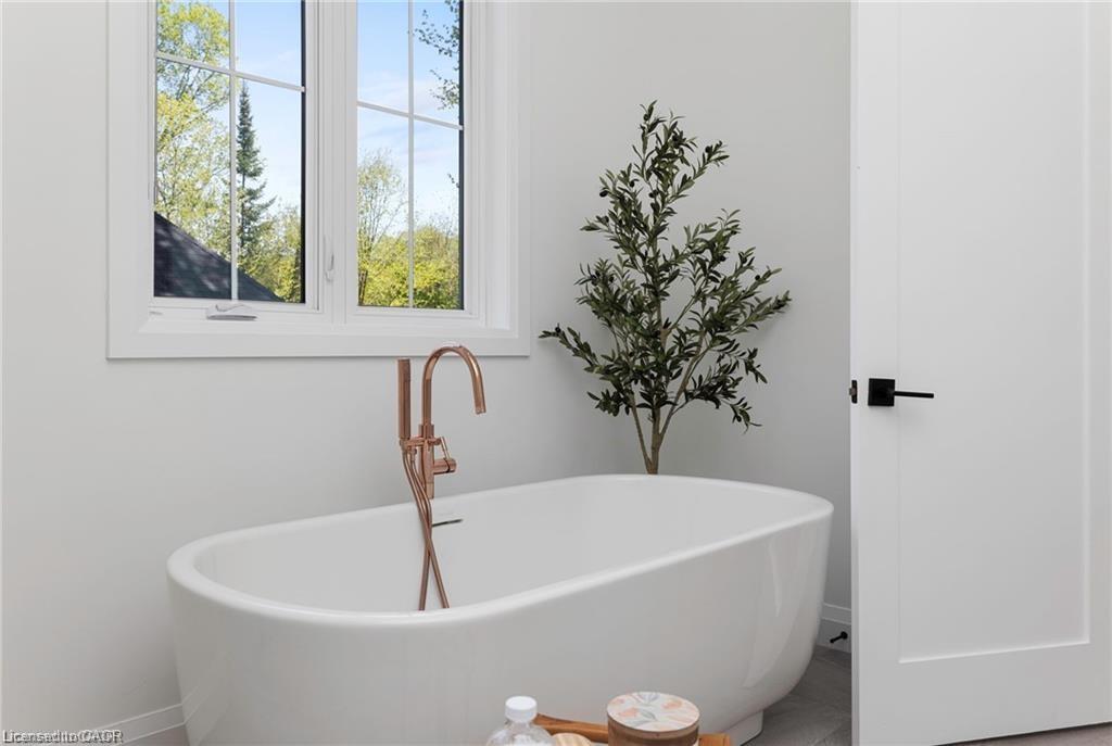 14 St Georges Court Property Photo 25