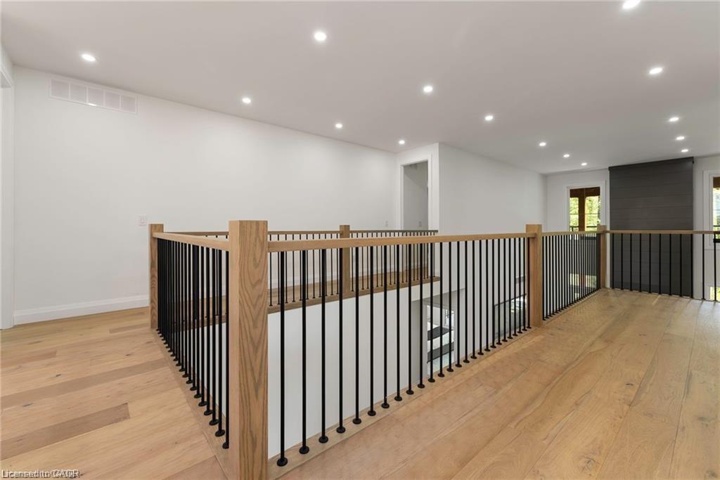 14 St Georges Court Property Photo 31