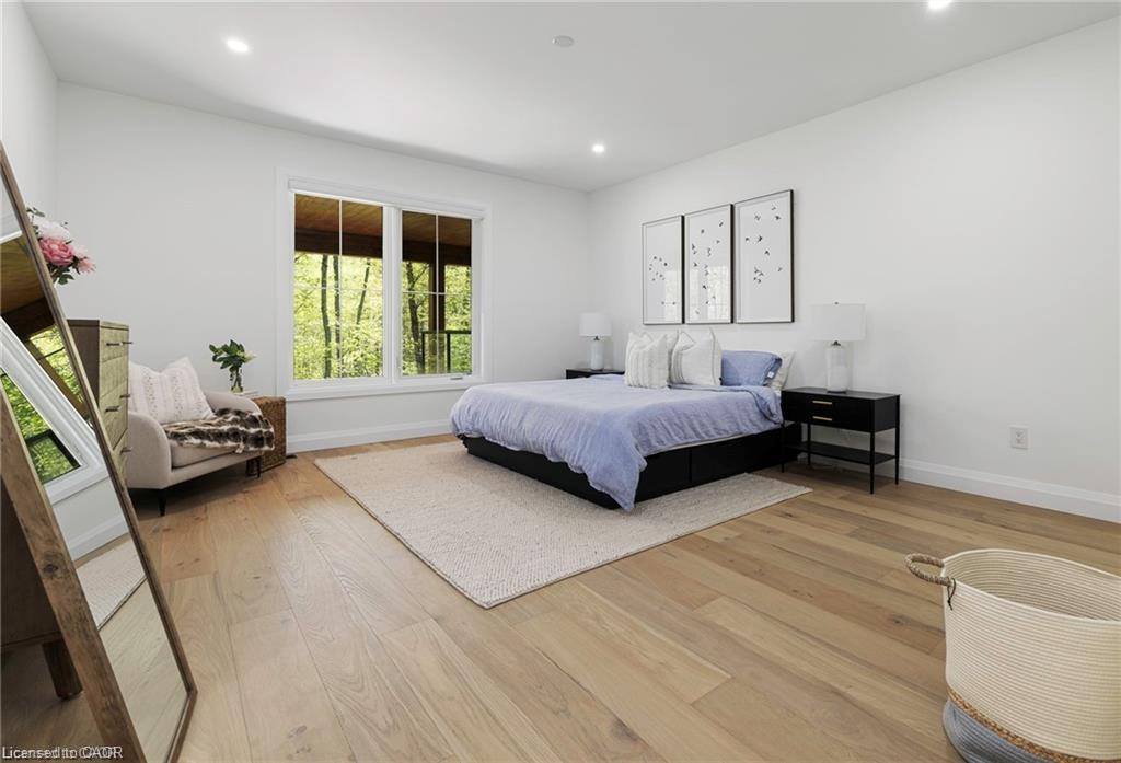 14 St Georges Court Property Photo 37