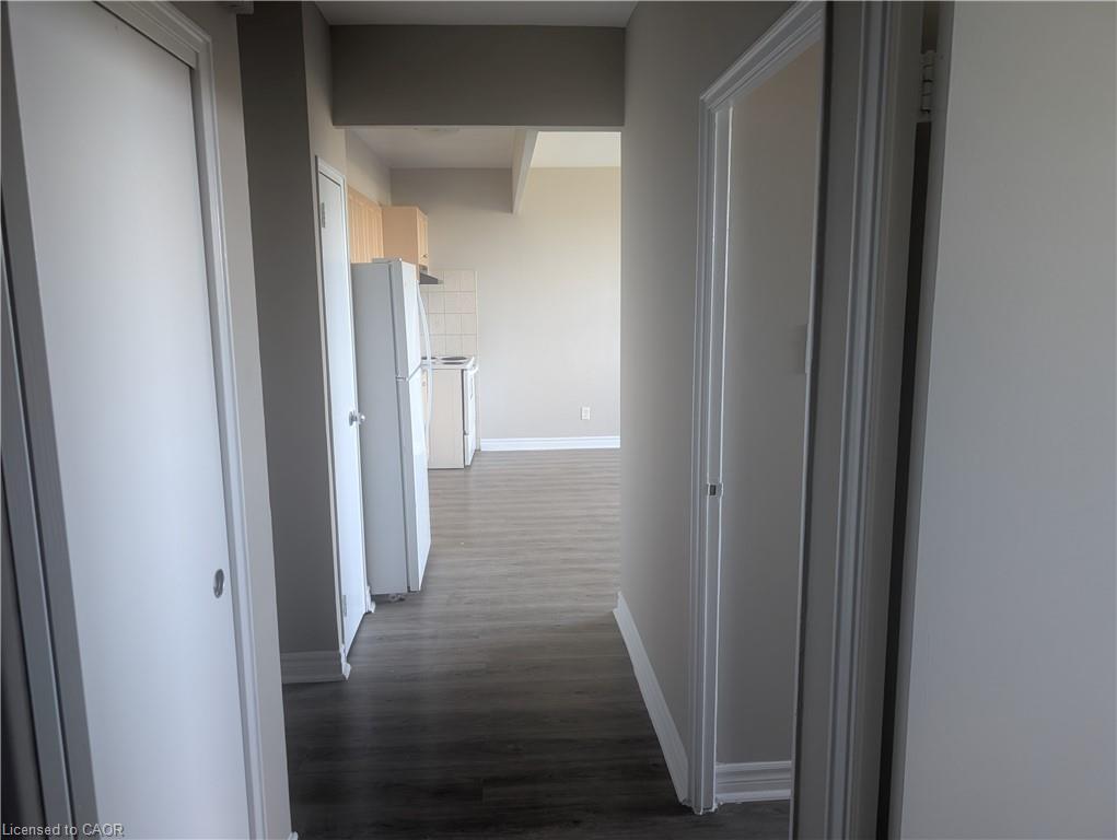 D-468 Ottawa Street N Property Photo 5